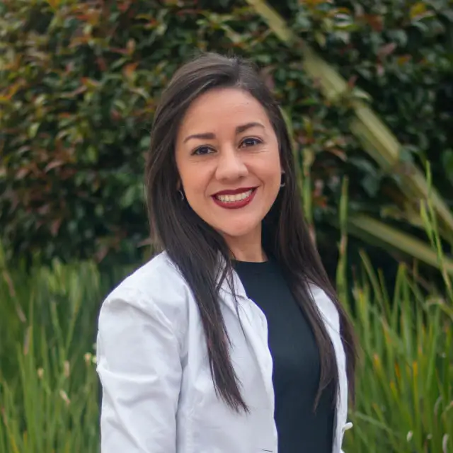 Lina Alejandra Cardona Duque Equipo de Trabajo Graduados